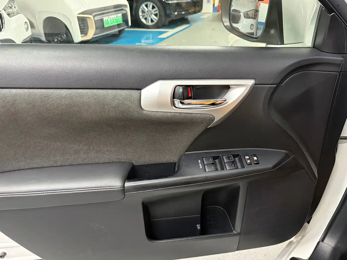 Lexus CT 2014 2013 CT200h Luxury