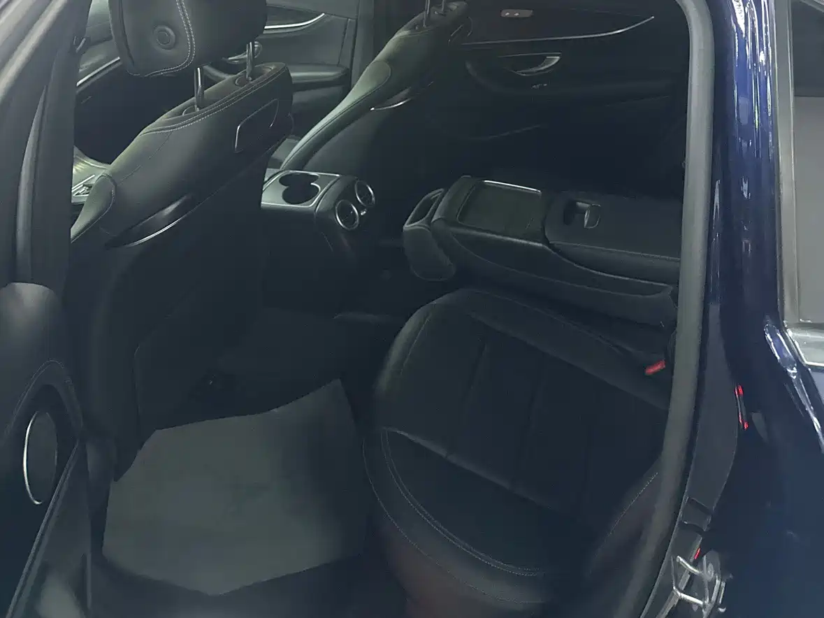 Mercedes-Benz E-Class 2019 E 300 L Sport Fashion фото 11