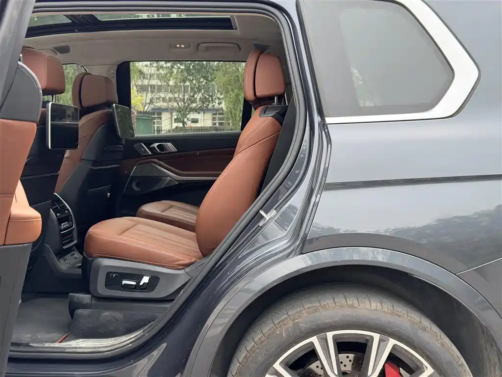 BMW X7 2021 Facelift xDrive40i Executive M Sport Package фото 7
