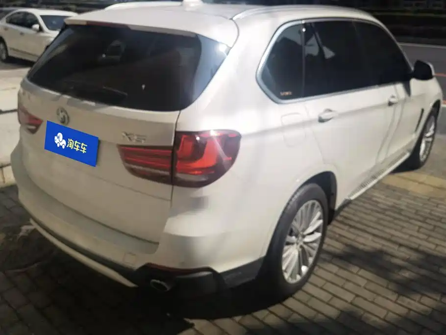 BMW X5 (Import) 2017 xDrive28i фото 3