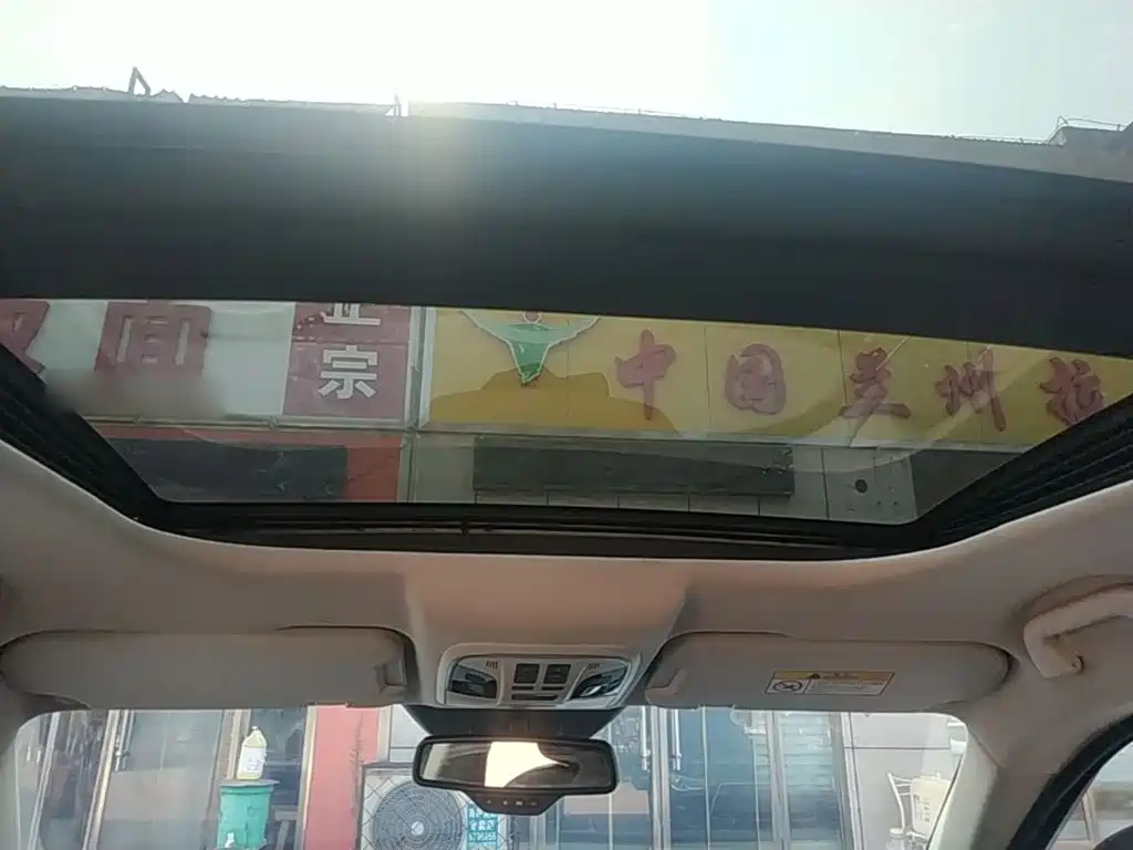 Фото 18 - Haval H7