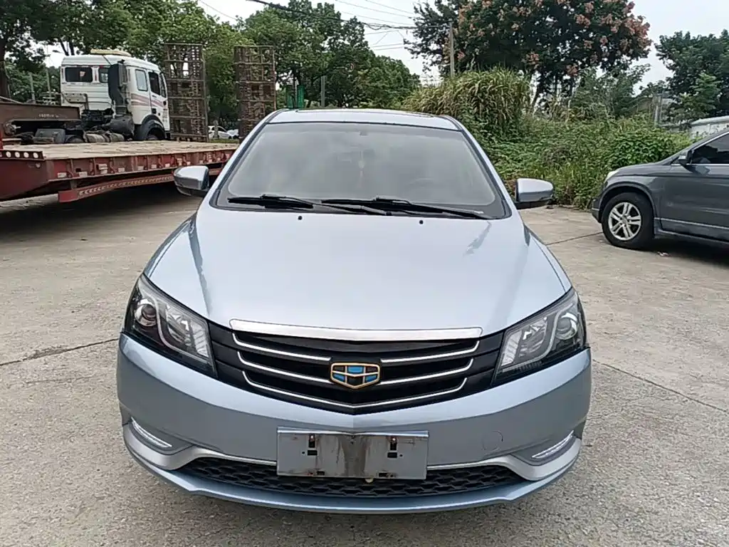 Фото 3 - Geely Emgrand