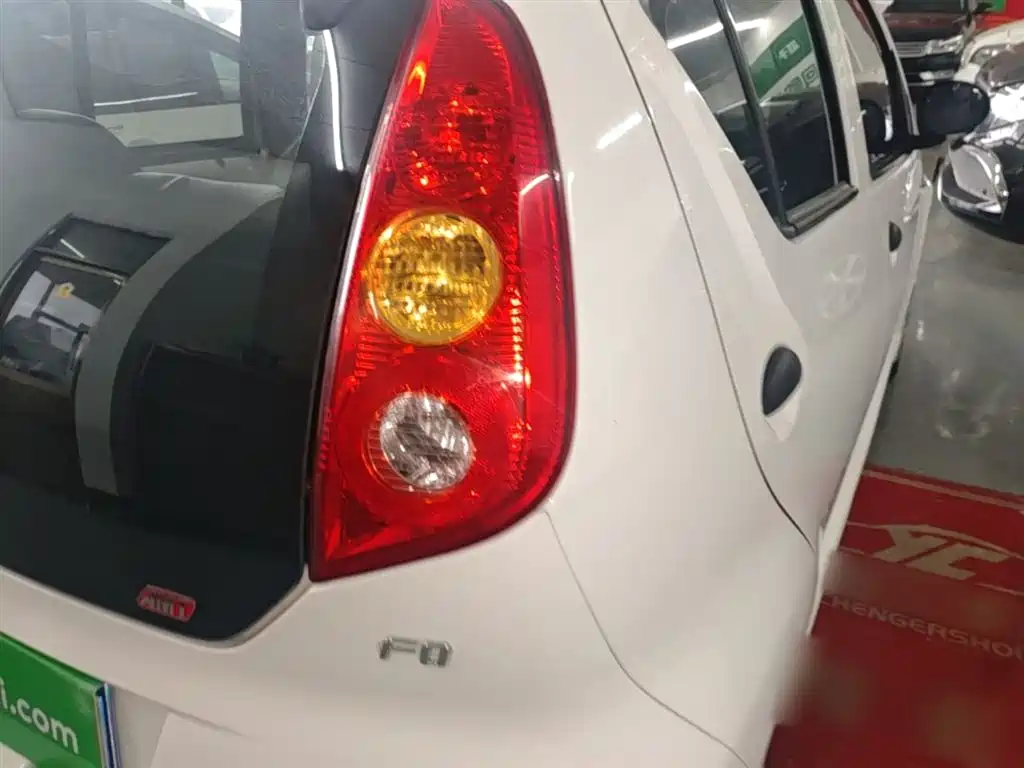 BYD F0 2015 1.0L AMT Xuan Cool Edition фото 8