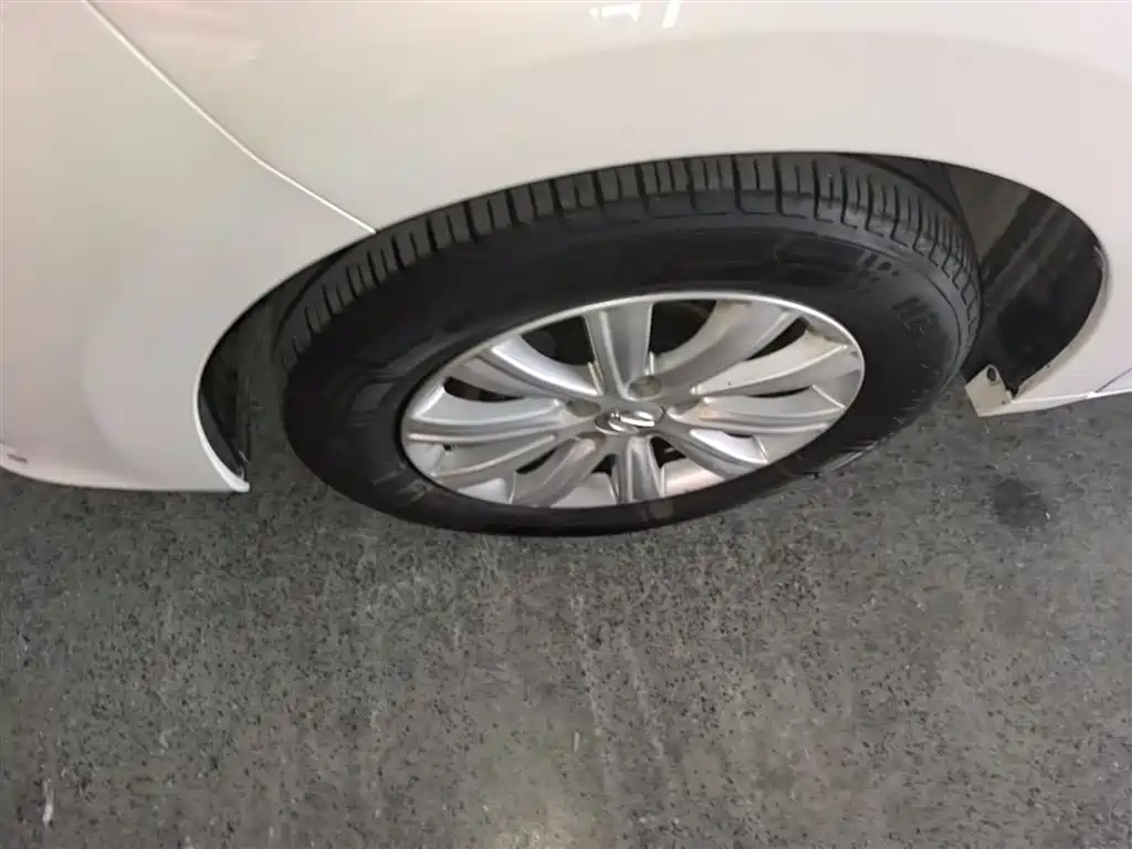 GAC Trumpchi Trumpchi M6 2023 PRO 270T DCT Elite Edition фото 23