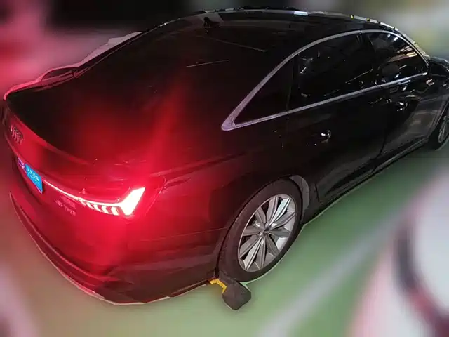 Audi A6L 2021 45 TFSI Exclusive Sport — фото 2