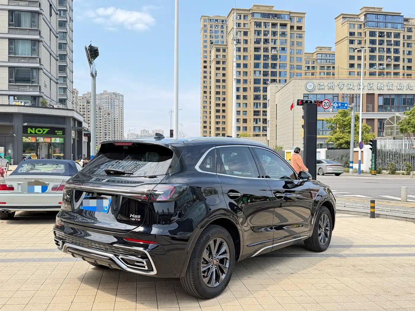 Hongqi HS5 2023 2.0T Flag Enjoy Pro Edition фото 14
