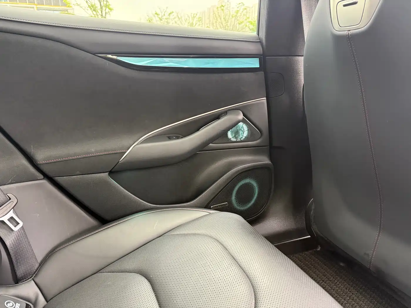 XIAOMI CAR XIAOMI SU7