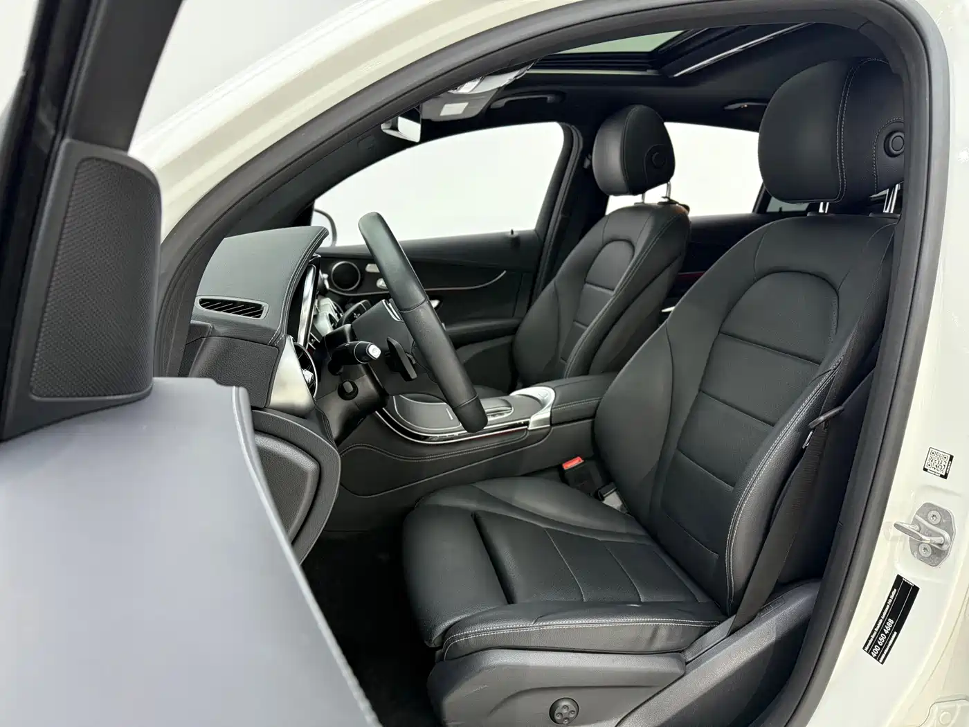Mercedes-Benz GLC Coupe 2021 GLC 300 4MATIC Coupe SUV фото 14
