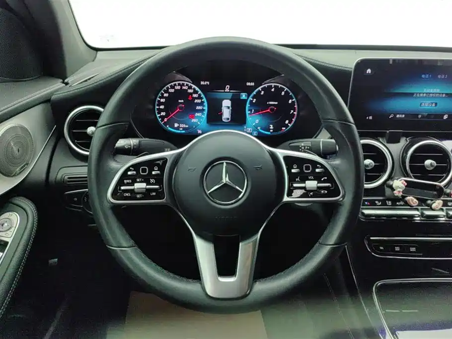 Mercedes-Benz GLC Coupe 2021 2020 GLC 260 4MATIC Coupe SUV