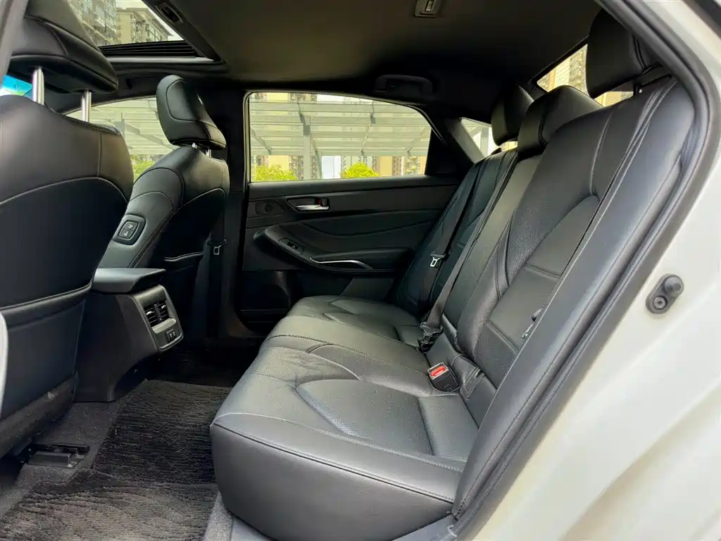 Toyota Avalon 2019 2.0L Luxury Edition (China VI) фото 13