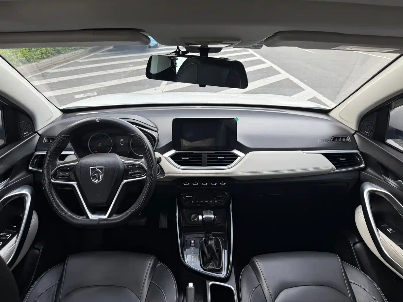 Baojun 530 2019 2019 1.5T CVT Luxury 7-Seater China VI