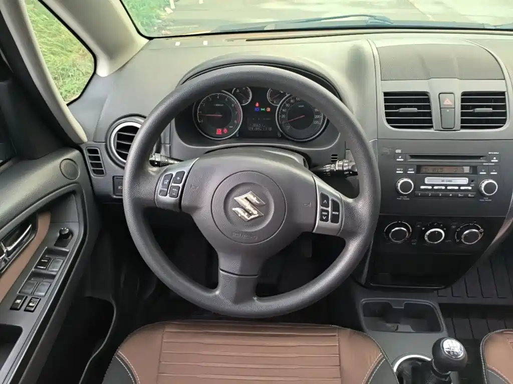 Suzuki SX4 2016 2013 1.6L Manual Cool Edition