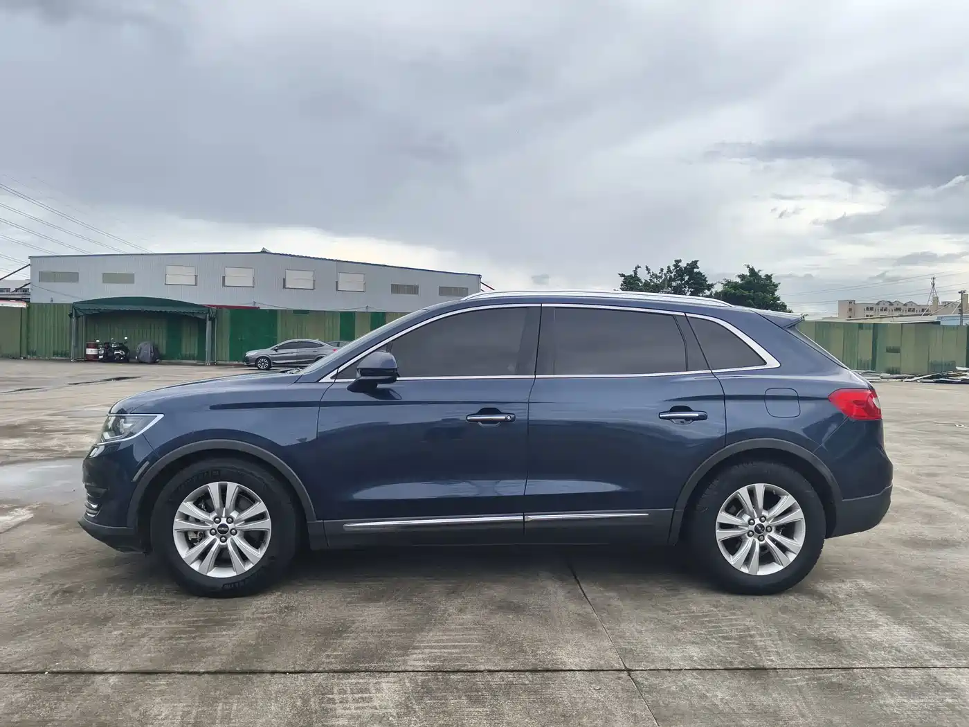Lincoln MKX 2018 2015 2.0T 2WD Premium Edition