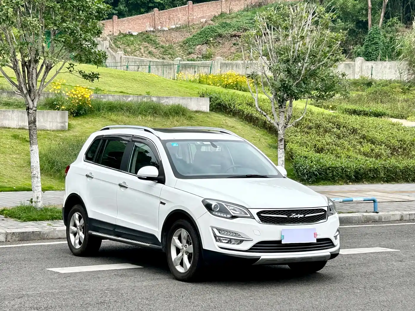 Zotye Damai X5 2016 2015 1.5T Manual Premium (China IV)