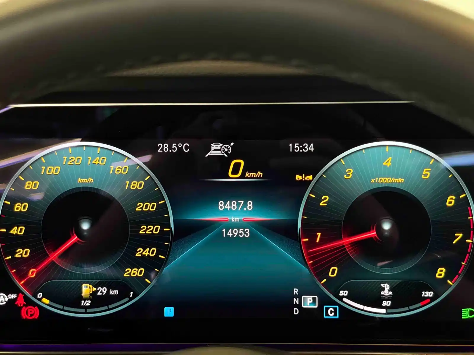 Фото 15 - Mercedes-Benz E-Class (Import)