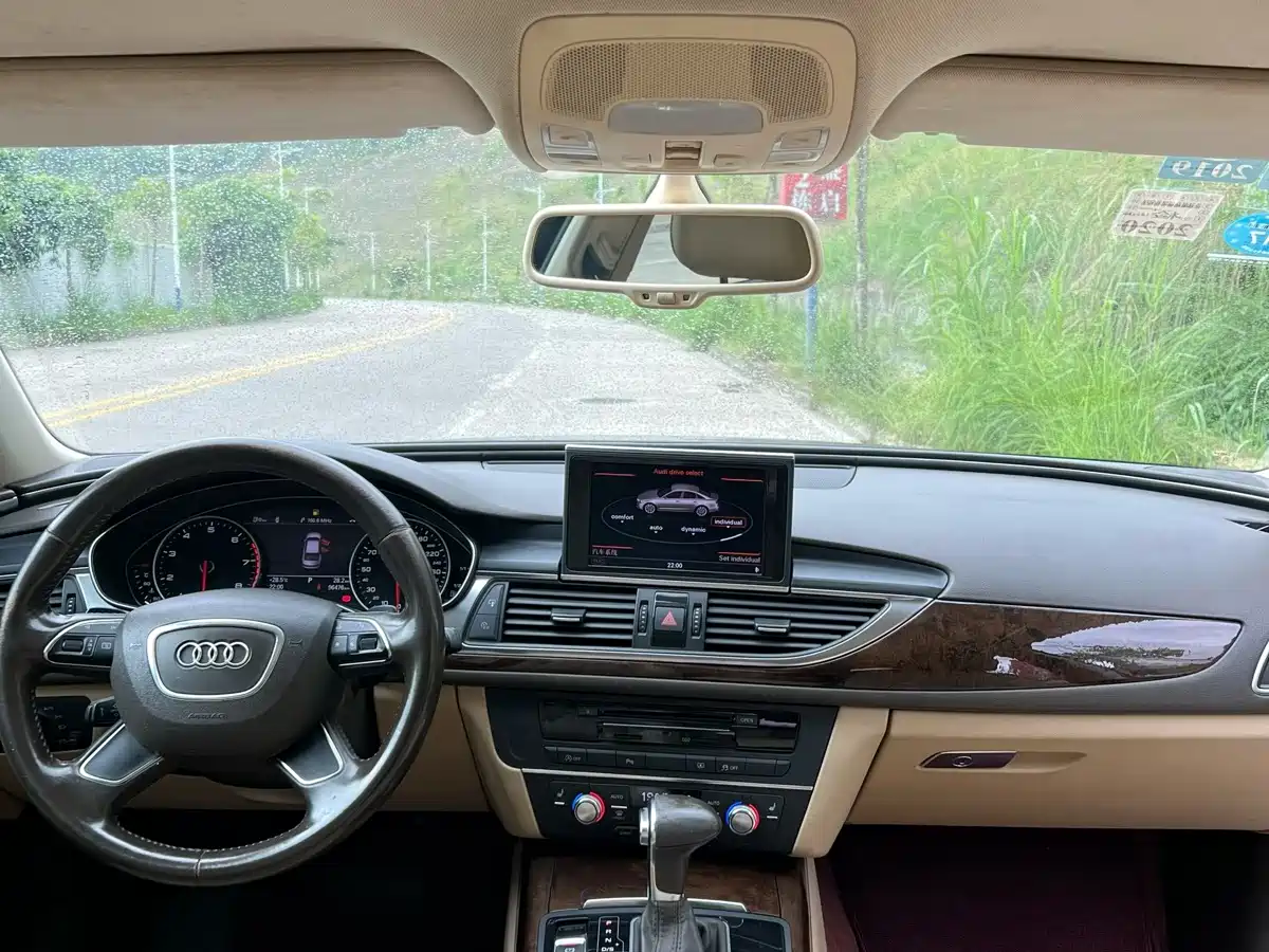 Audi A6L 2012 30 FSI Luxury фото 9