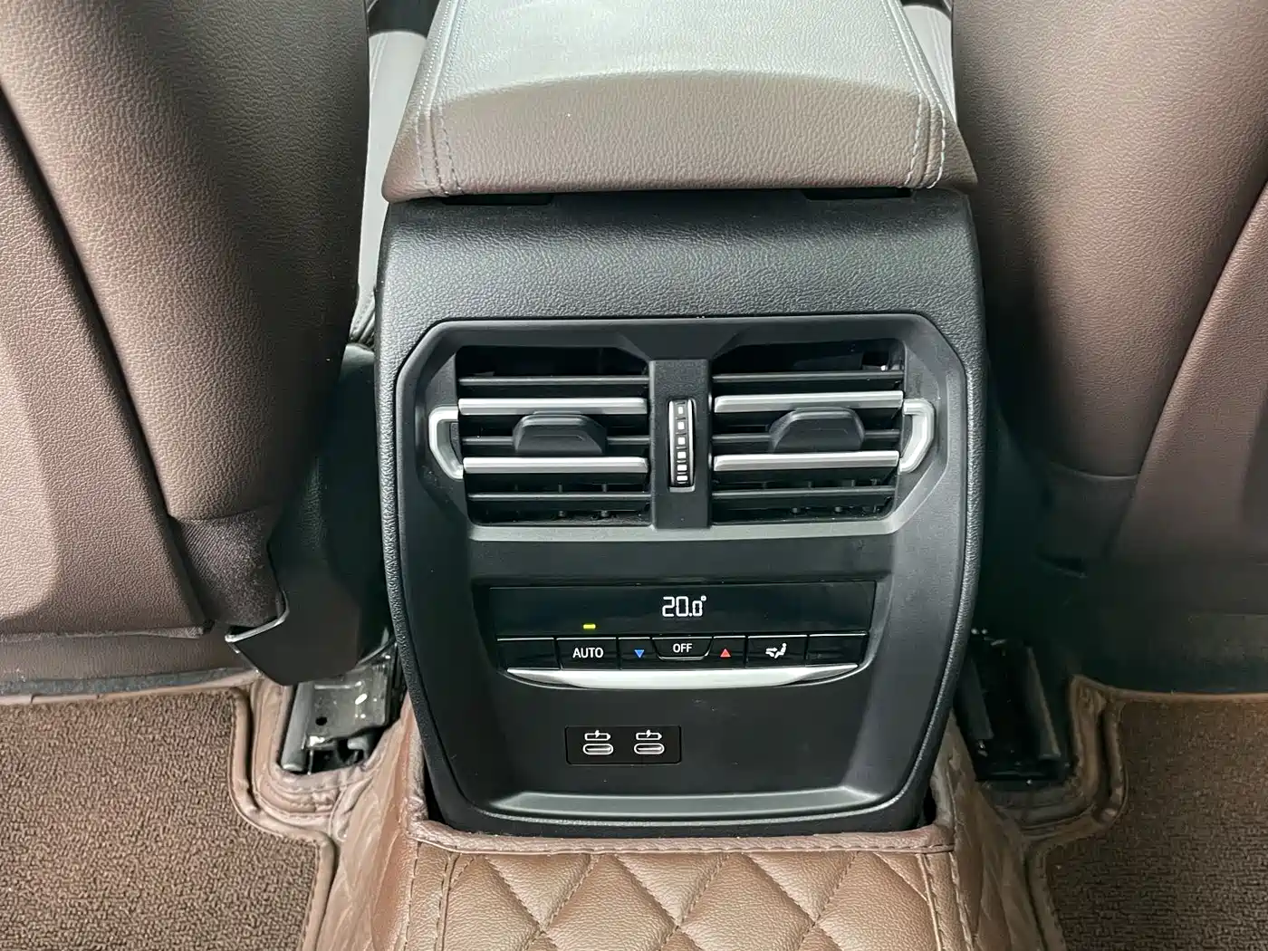 BMW 3 Series 2023 320Li M Sport Package фото 14