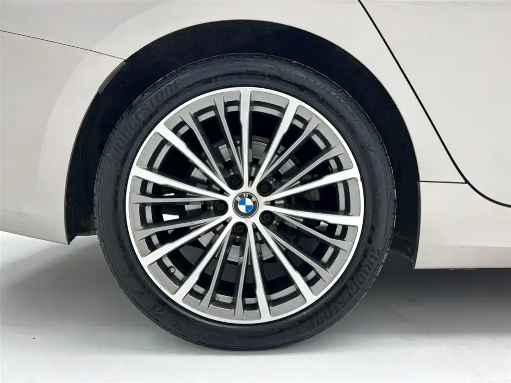 BMW 3 Series 2021 Facelift 320i Sport Package фото 23