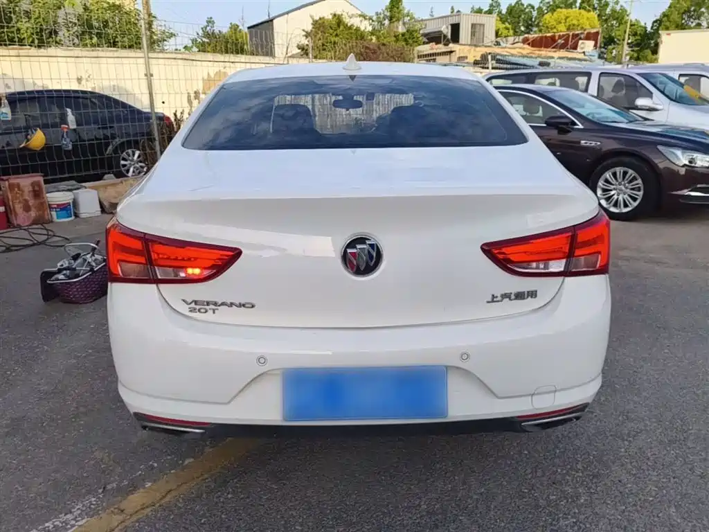 Buick Verano 2019 Sedan 20T Dual Clutch Elite фото 6