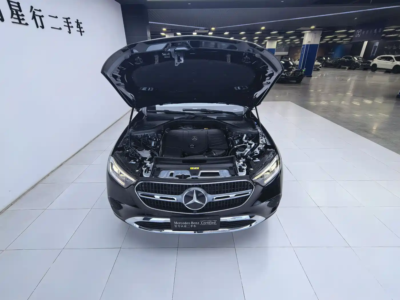 MERCEDES-BENZ GLC