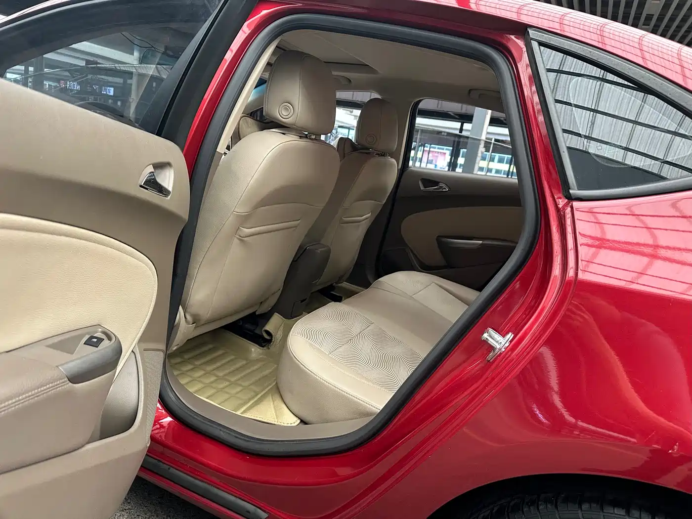 Buick Excelle 2013 GT 1.6L Automatic Fashion Edition фото 8