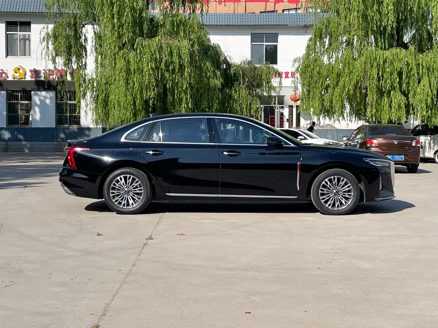 Hongqi H5 2024 1.5T DCT Smart Connect Flag Rhythm Edition фото 7