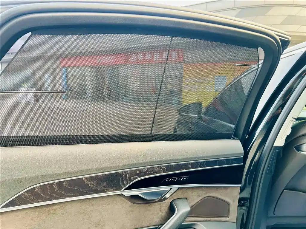 Audi A8 2019 A8L 50 TFSI quattro Comfort фото 8