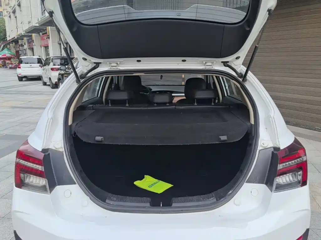 Geely Vision S1 2018 2018 1.4T CVT Sharp Enjoy