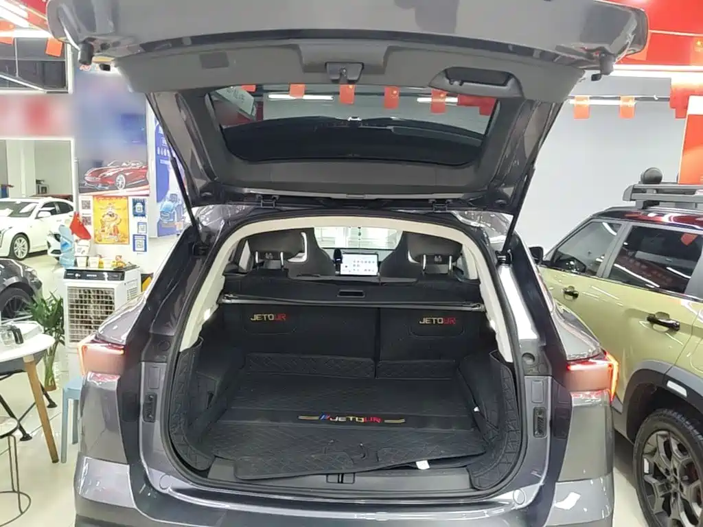Jetour Dasheng 2025 2025 1.5T DCT Surpass Edition
