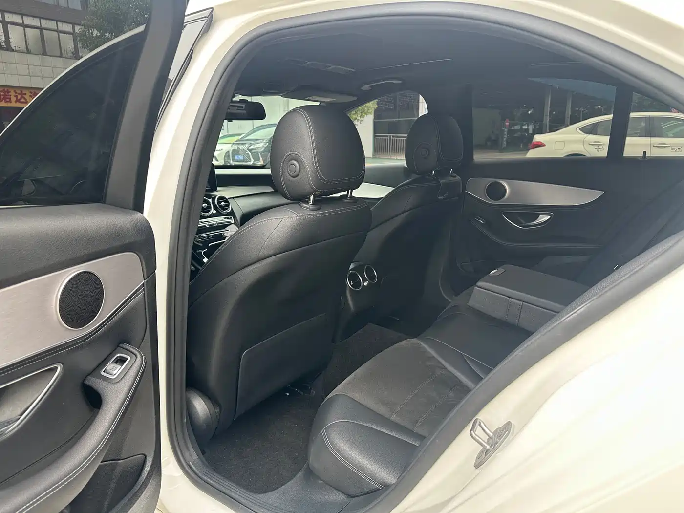 Mercedes-Benz C-Class 2018 C 200 Sport Edition фото 17