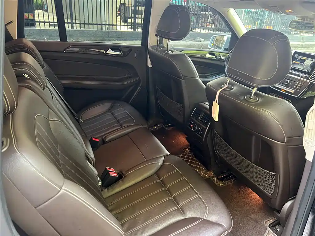 Mercedes-Benz GLS 2018 GLS 400 4MATIC Dynamic фото 17