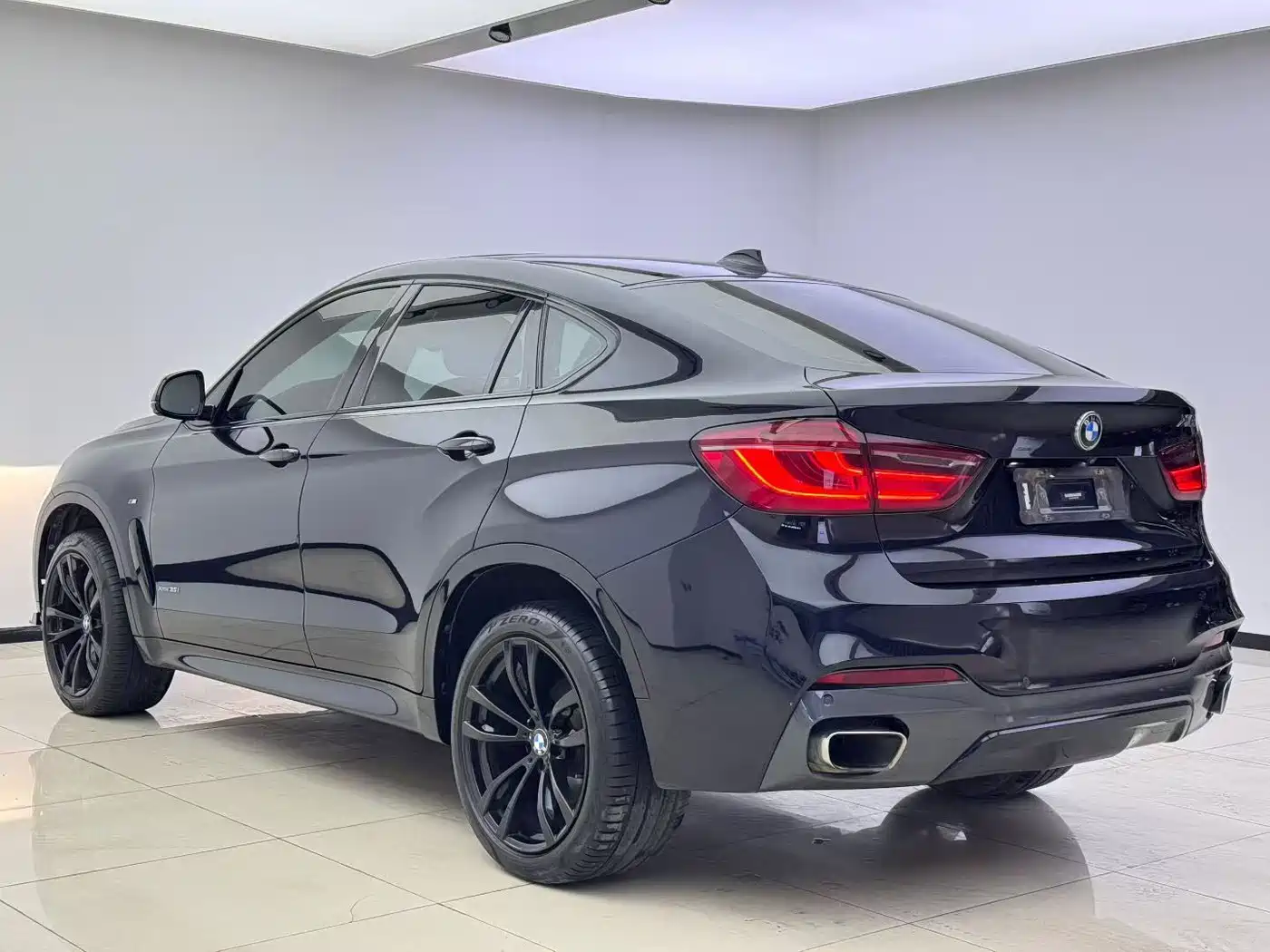 BMW X6 2017 xDrive35i Luxury фото 9