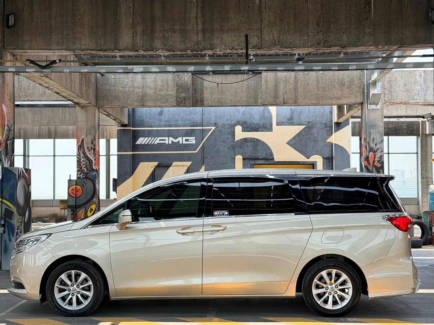 Buick GL8 2017 ES 28T Comfort Type China V фото 4