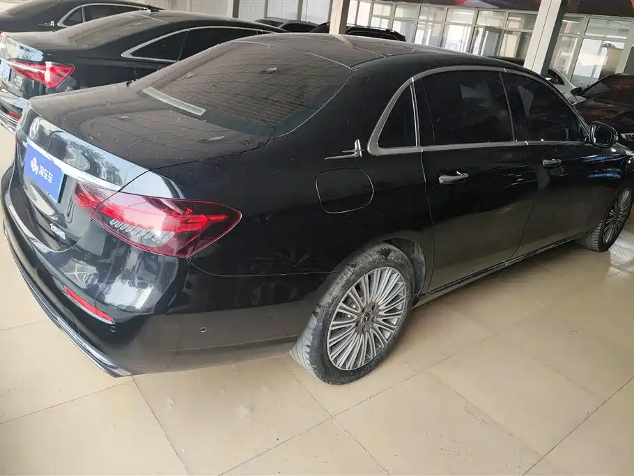Mercedes-Benz E-Class 2021 E 300 L Fashion фото 3