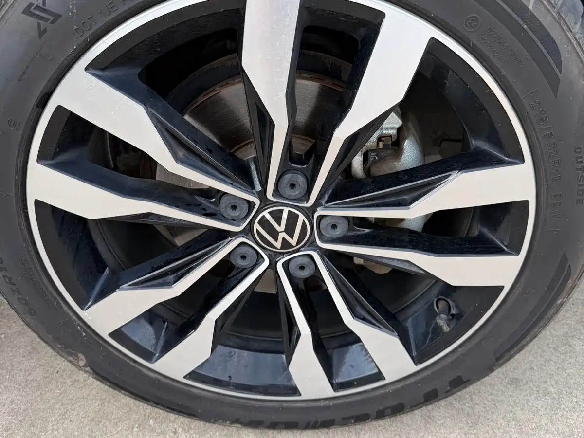 Volkswagen T-ROC 2021 280TSI DSG 2WD R-Line Pro Connected фото 18