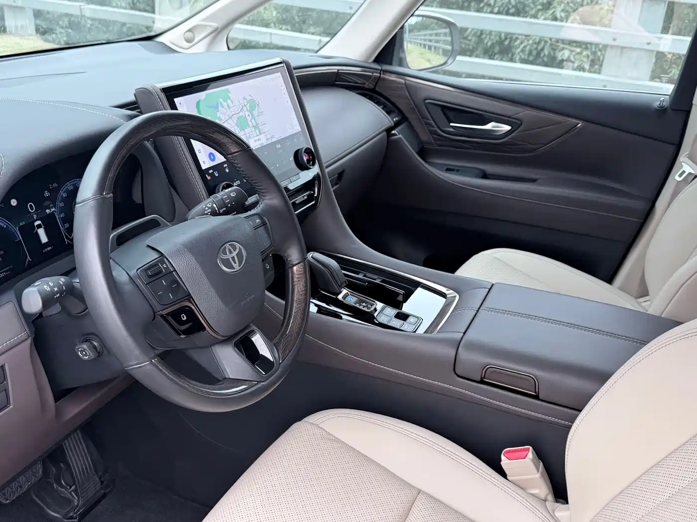 Toyota Alphard 2024 Hybrid 2.5L Prestige Edition фото 10