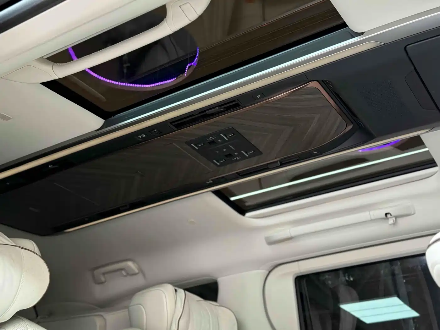 Lexus LM 2024 2023 350h 7-Seater Elegance Edition