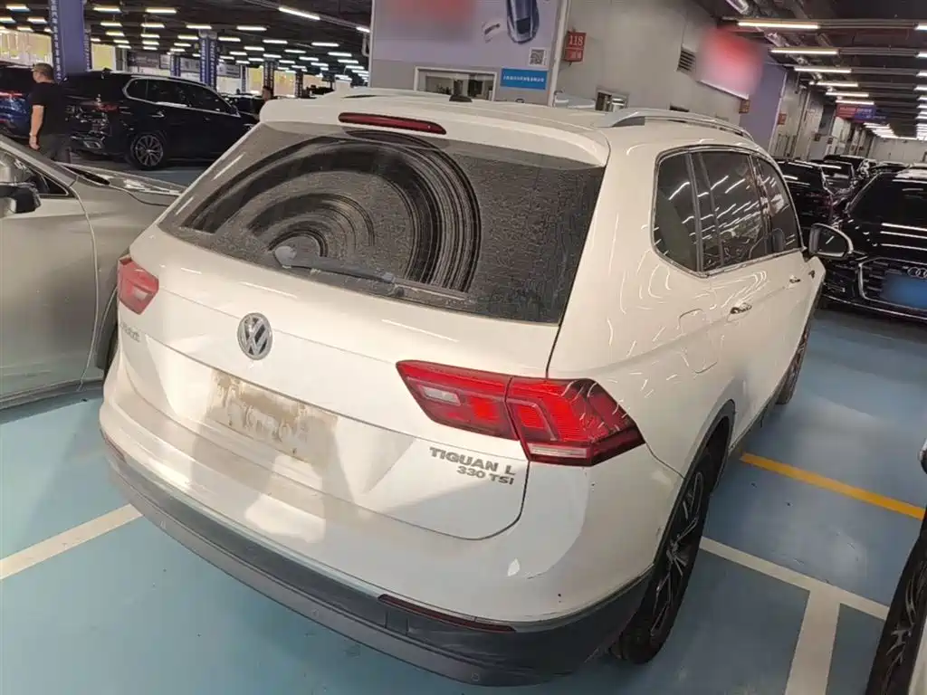 Volkswagen Tiguan L 2019 330TSI Auto 2WD Smart Luxury Edition China V фото 7
