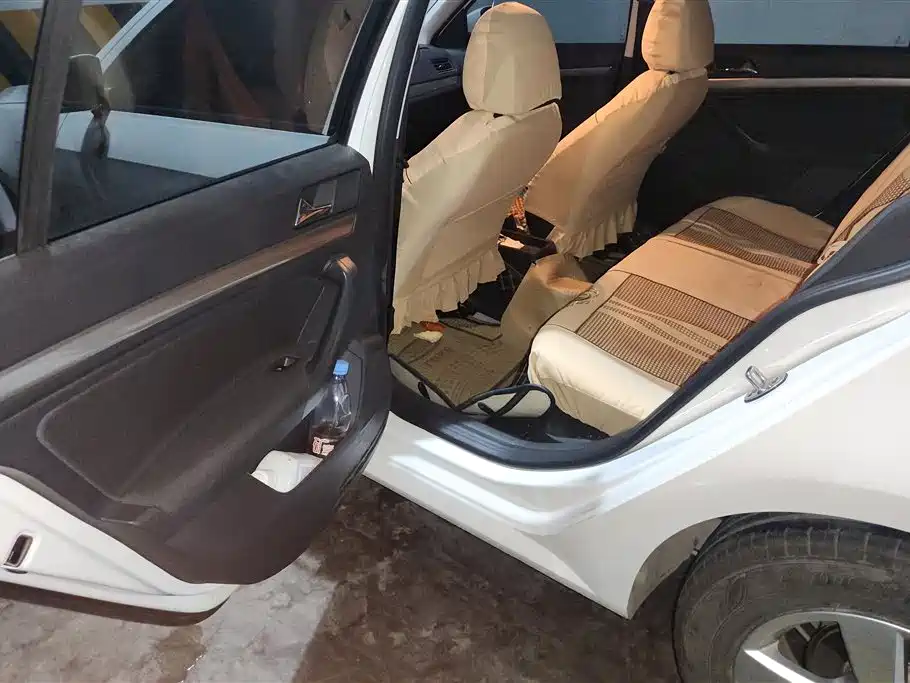 Volkswagen Lavida 2019 Lavida Start 1.5L Manual Trend (China VI) фото 10