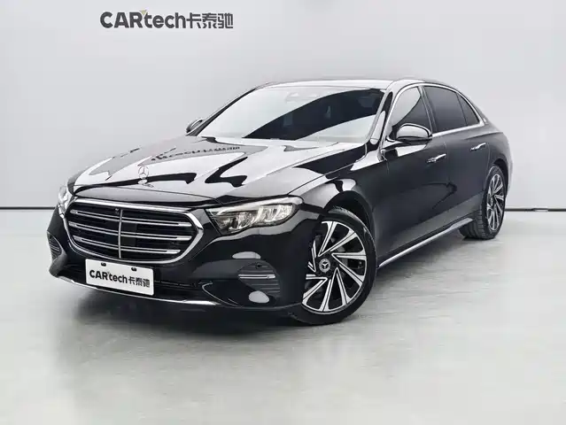 Mercedes-Benz E-Class 2025 E 300 L Luxury — фото 1