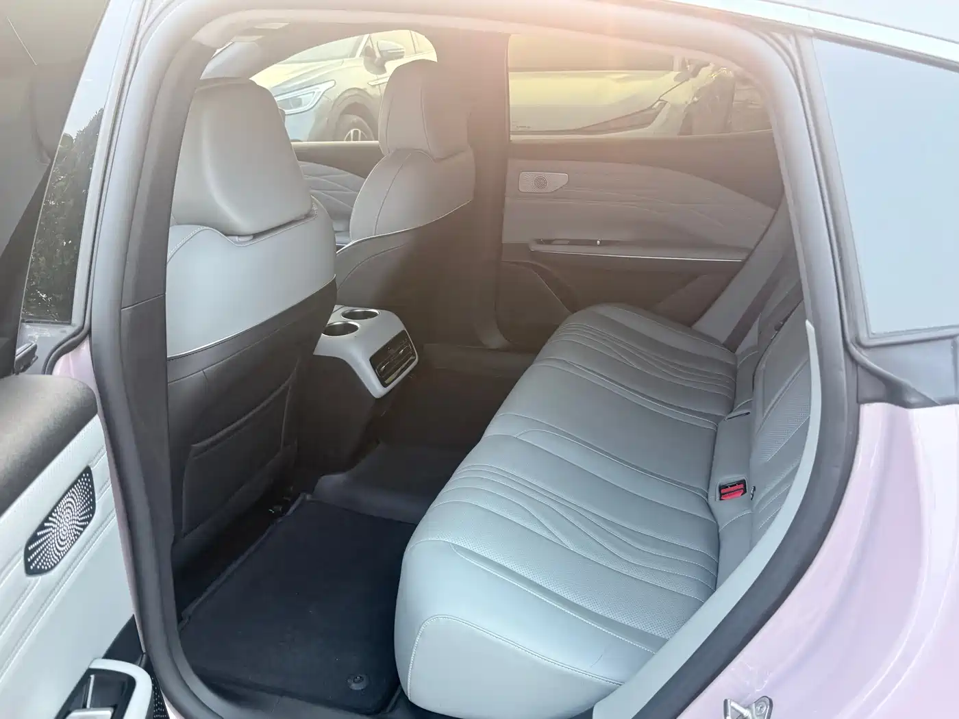 Фото 5 - Geely Galaxy Galaxy E8