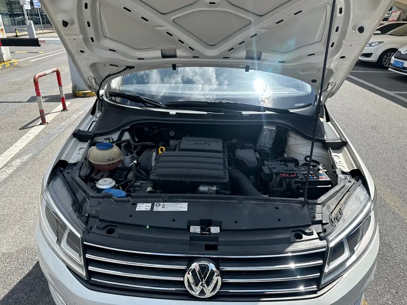 Volkswagen Santana 2021 1.5L Automatic Comfort Edition фото 4
