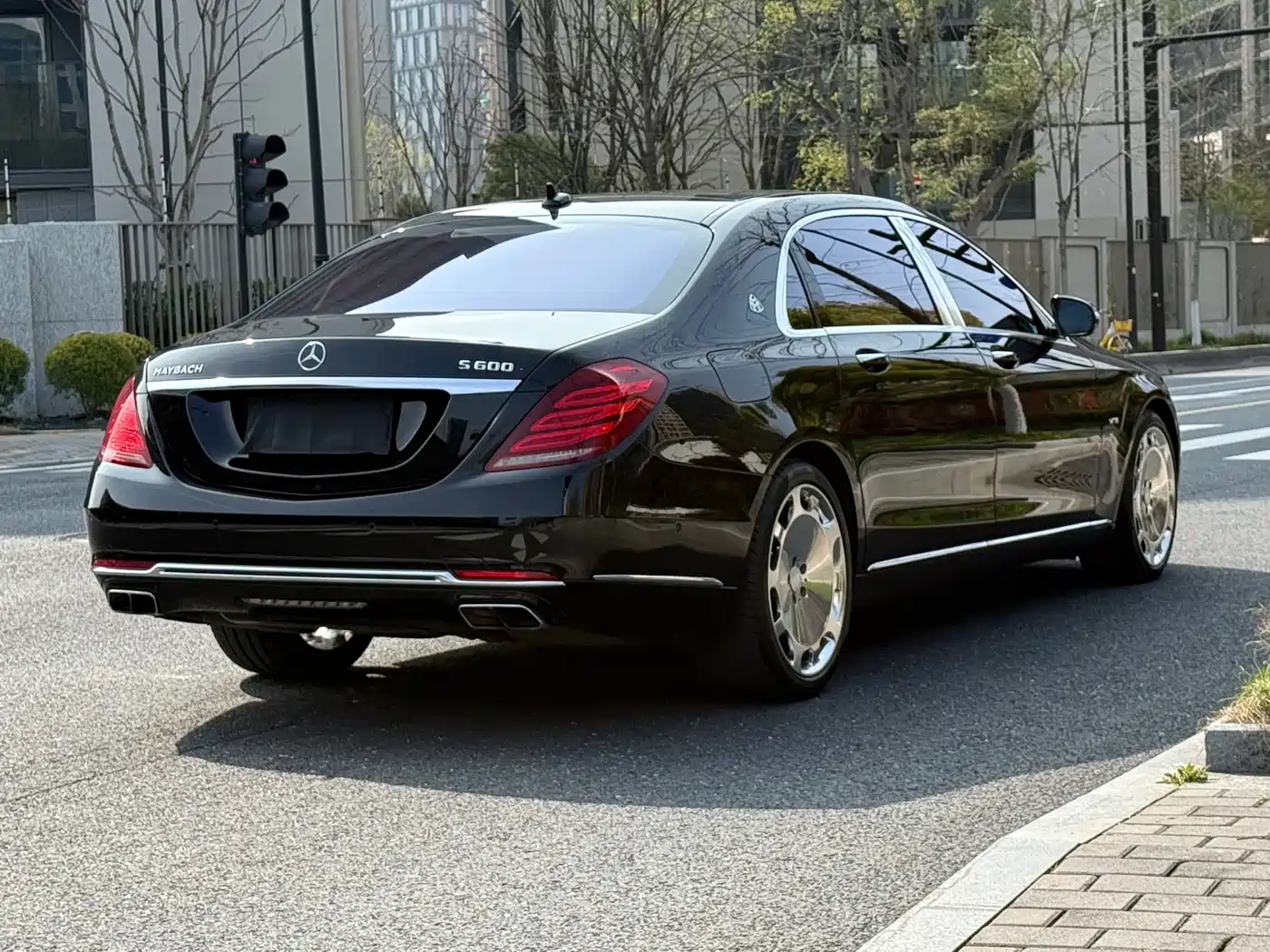 Mercedes-Benz Maybach S-Class 2015 S 500 4MATIC фото 9