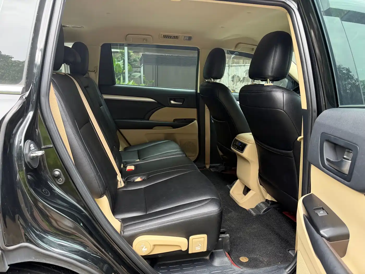 Фото 21 - Toyota Highlander