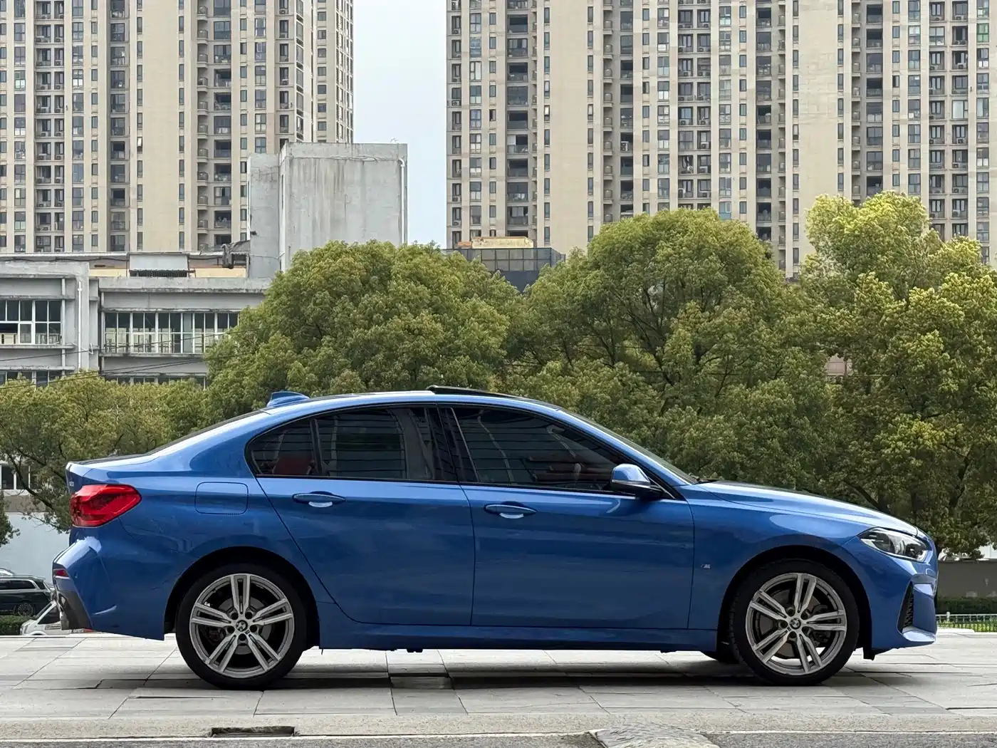 BMW 1 Series 2019 120i Leading M Sport Package фото 10