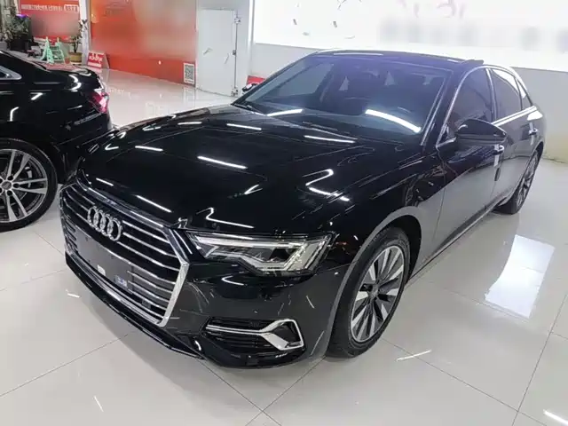 Audi A6L 40 TFSI, Люкс Элеганс