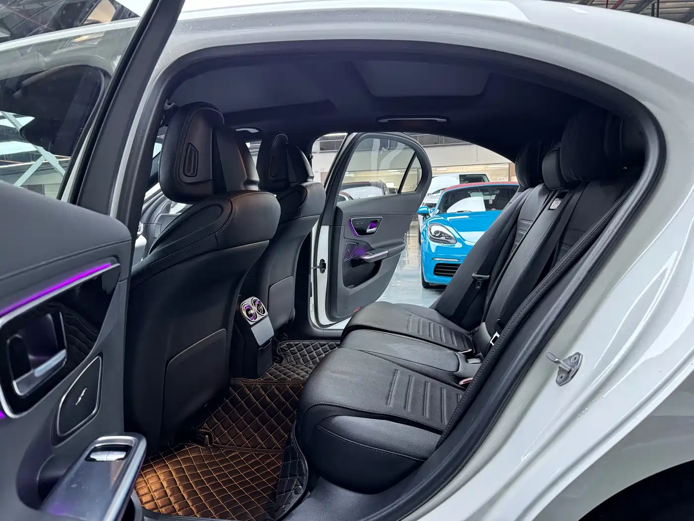 Mercedes-Benz C-Class 2022 C 260 L Sport Edition фото 10