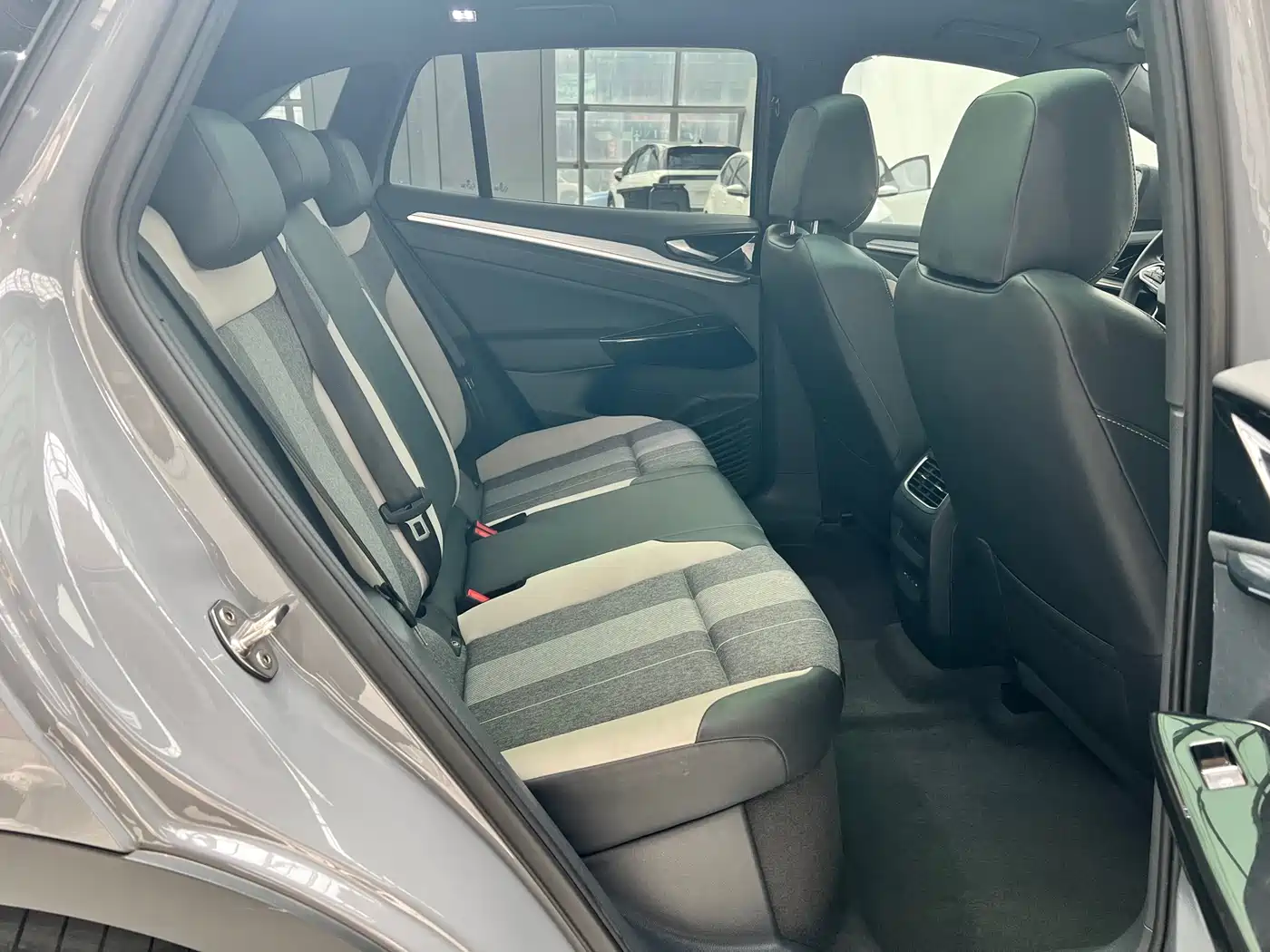 VOLKSWAGEN ID.4 CROZZ