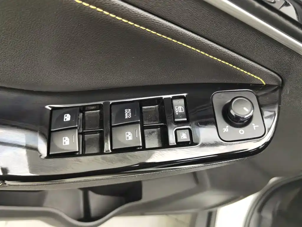 BAIC Beijing X3 2021 2019 1.5L Automatic Glory Edition