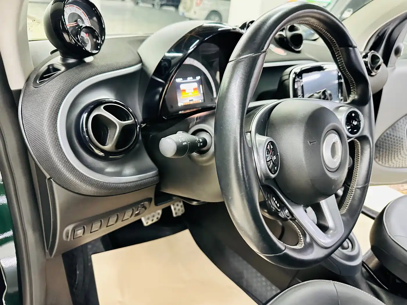 smart fortwo 2018 0.9T 66kW 20th Anniversary Special Edition China V фото 26